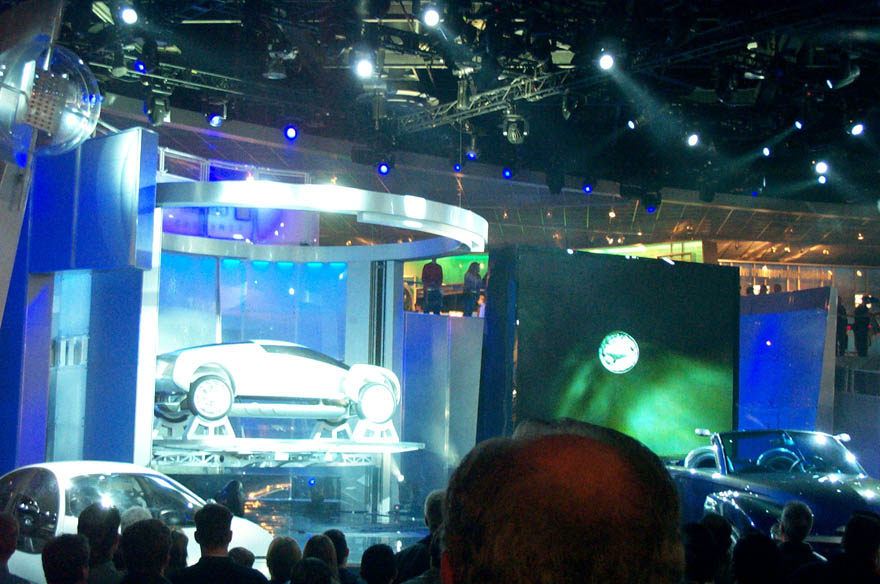 Detroit Auto Show 2002 013