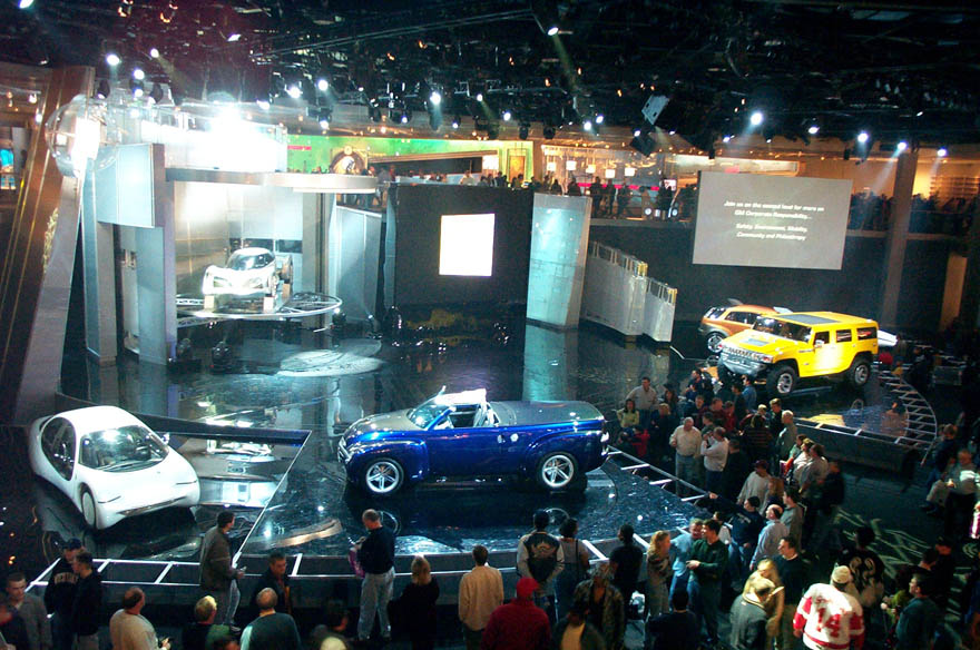 Detroit Auto Show 2002 015
