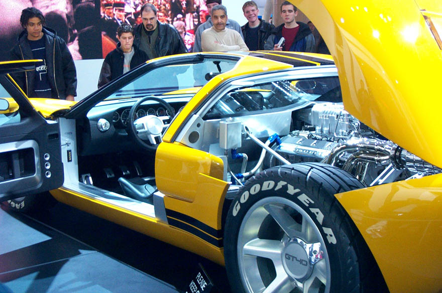 Detroit Auto Show 2002 052