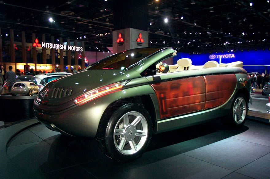 Detroit Auto Show 2002 066