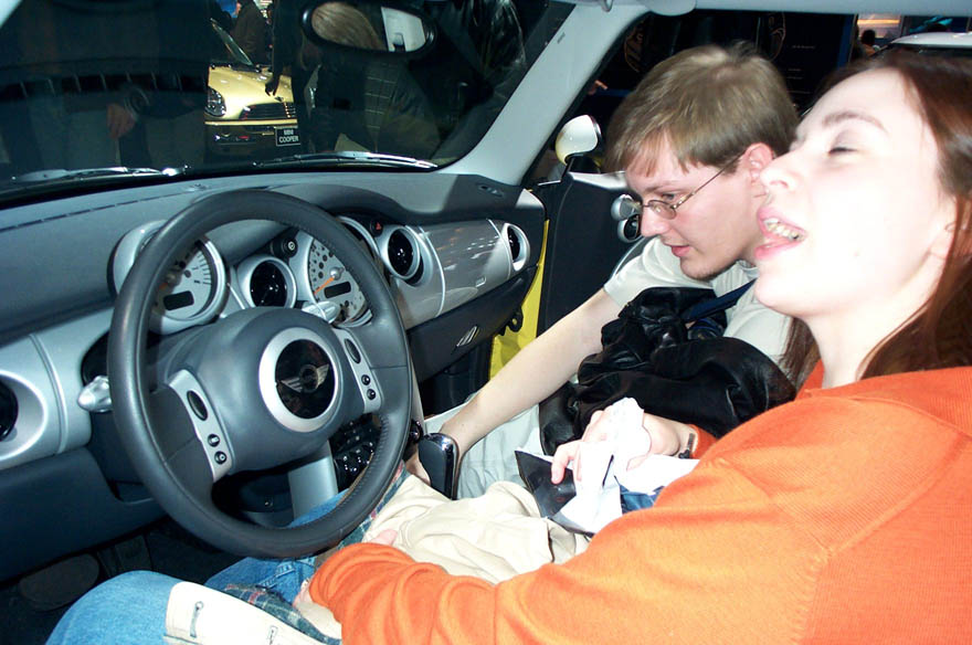 Detroit Auto Show 2002 072
